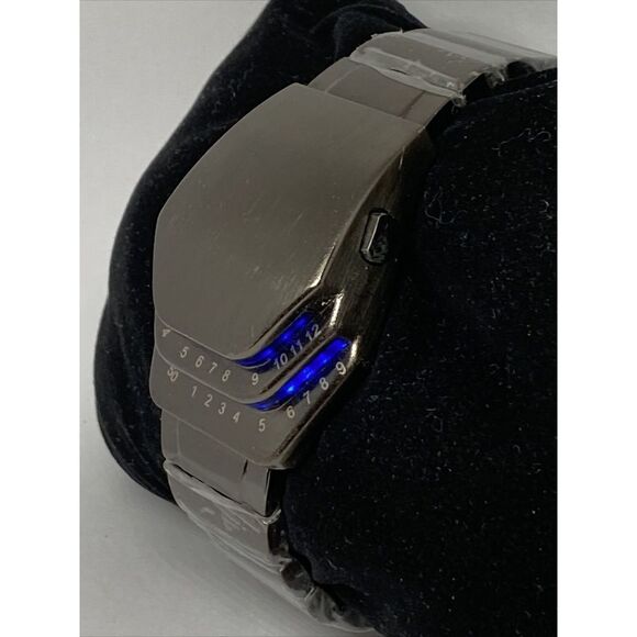 Generation Unisex Gray Stainless Steel Genuine Wrist Watch WO282 - Picture 4 of 12